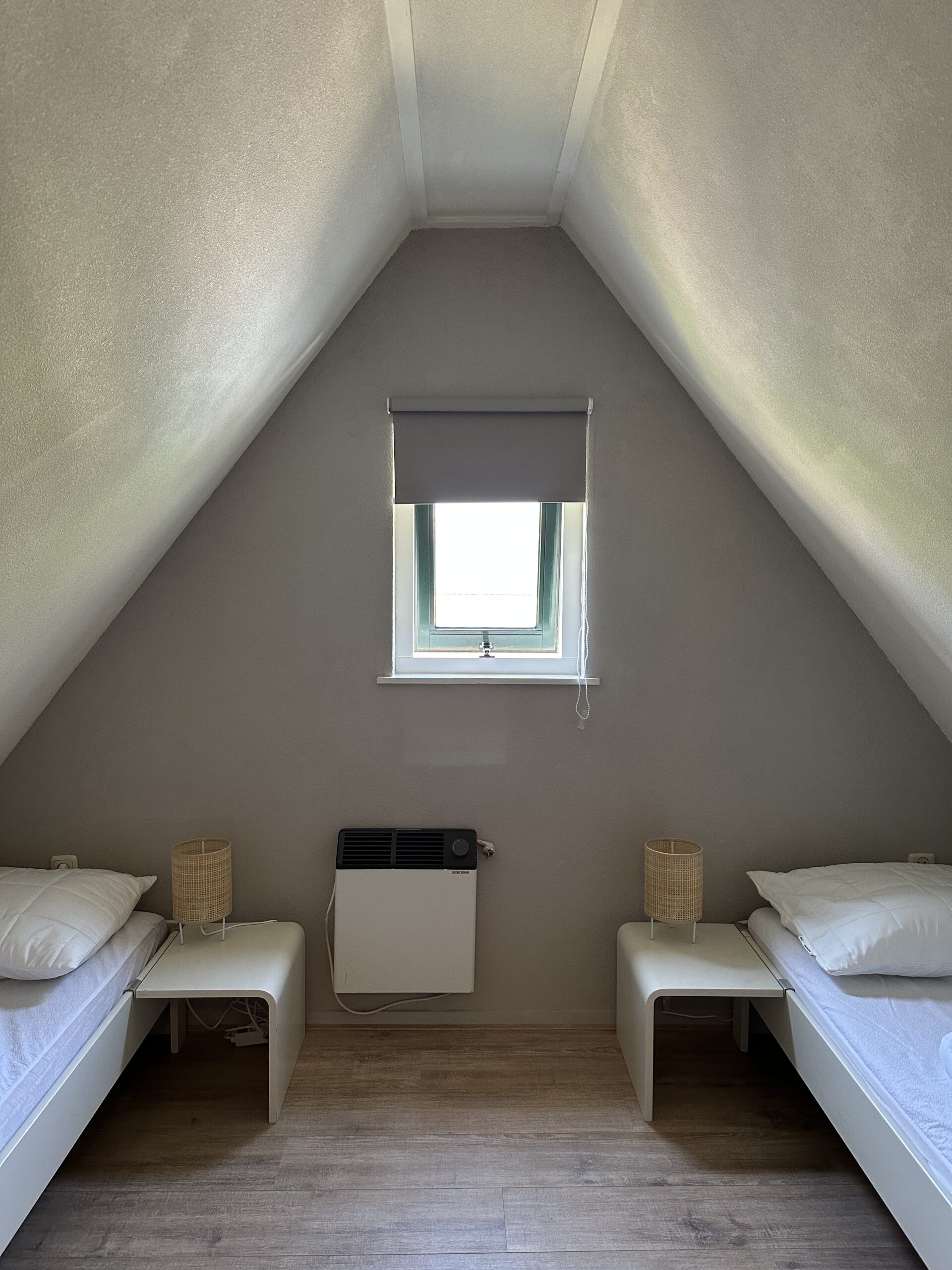 Slaapkamer boven Lauwersmeer